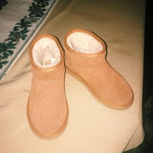 Ugg Australia classic mini boots